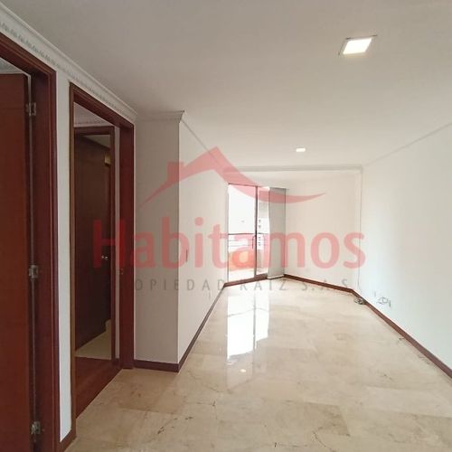 Apartamento de 4 alcobas en arriendo en La Florida, Medellín, 200 m² · foto 11 de 24