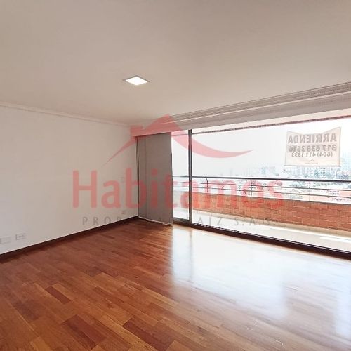 Apartamento de 4 alcobas en arriendo en La Florida, Medellín, 200 m² · foto 18 de 24