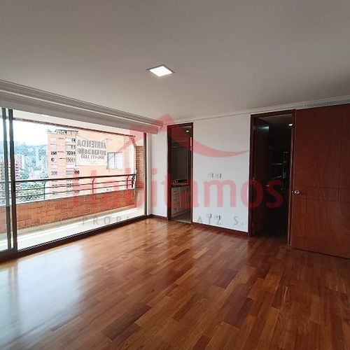 Apartamento de 4 alcobas en arriendo en La Florida, Medellín, 200 m² · foto 19 de 24