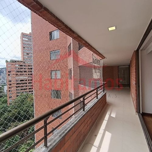 Apartamento de 4 alcobas en arriendo en La Florida, Medellín, 200 m² · foto 22 de 24
