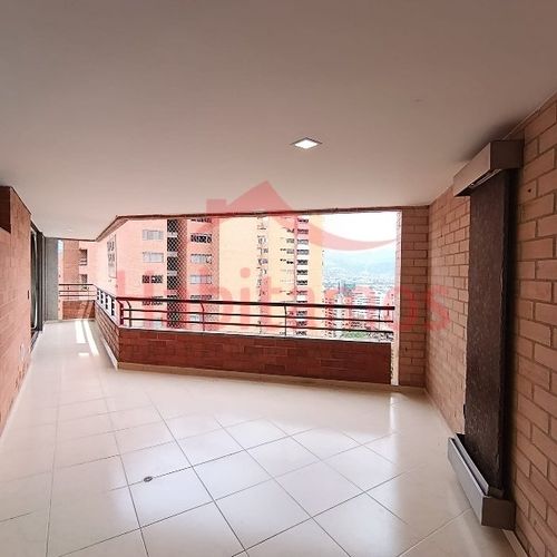 Apartamento de 4 alcobas en arriendo en La Florida, Medellín, 200 m² · foto 23 de 24
