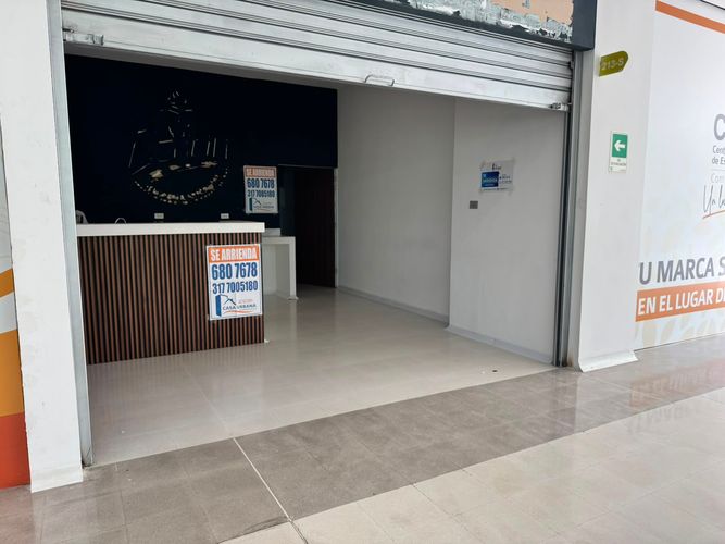 Local en arriendo en Terrazas De Menzuli, Piedecuesta, 35 m² · foto 2 de 13