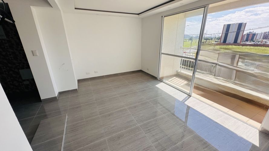 Apartamento de 2 alcobas en venta en Bochalema, Cali, 58 m² · foto 3 de 17