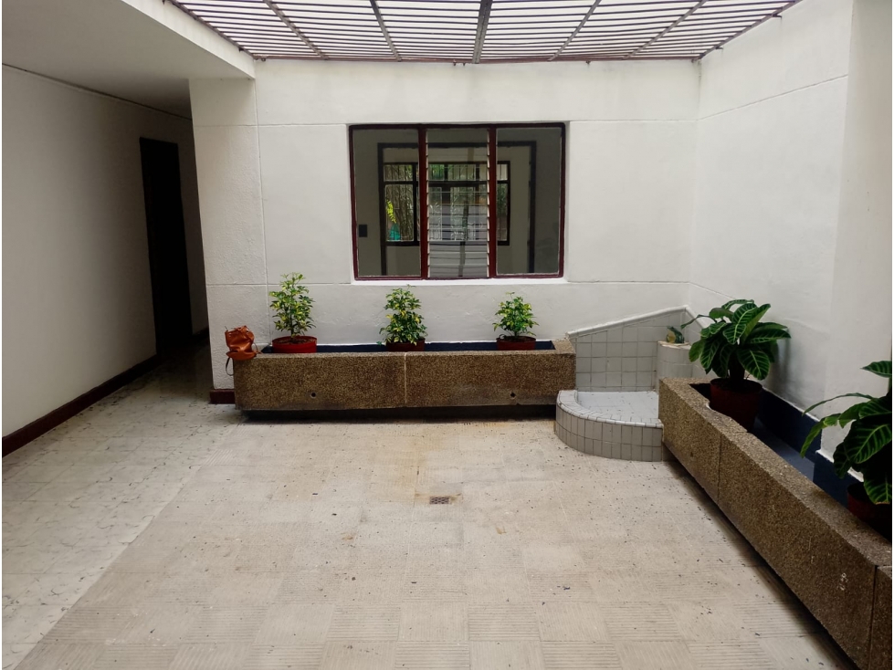 Casa en venta en Boston, Medellín 3
