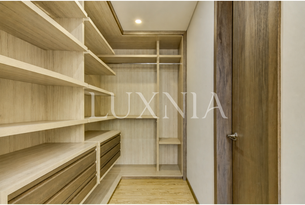 Apartamento en venta en Los Rosales, Bogotá · foto 9 de 18