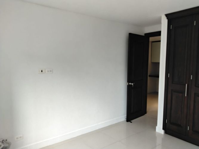 Apartamento de 3 alcobas en venta en El Poblado, Medellín, 137 m² · foto 14 de 18