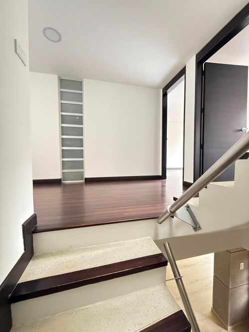 Casa en venta en Santa Barbara Central, Bogotá · foto 5 de 24