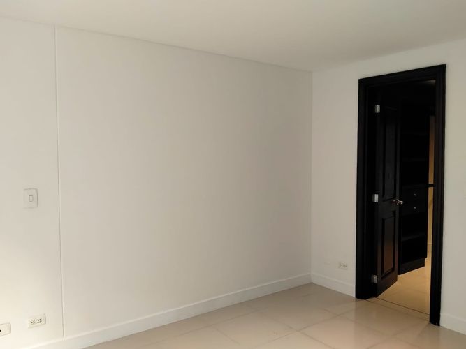 Apartamento de 3 alcobas en venta en El Poblado, Medellín, 137 m² · foto 13 de 18