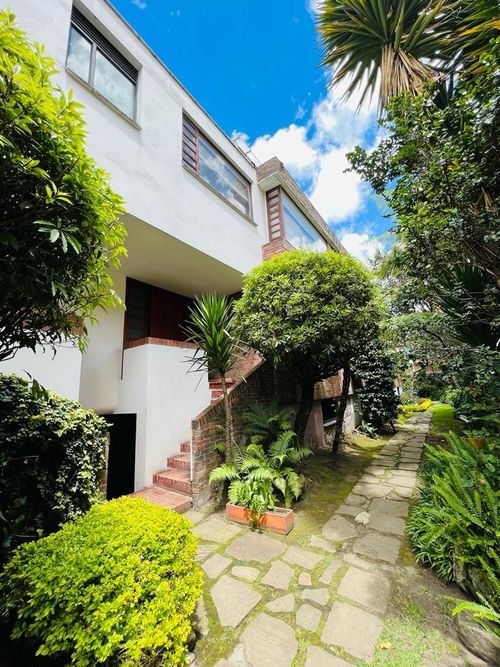 Casa en venta en Santa Barbara Central, Bogotá · foto 13 de 24