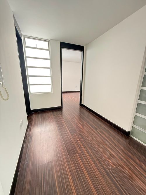 Casa en venta en Santa Barbara Central, Bogotá · foto 11 de 24