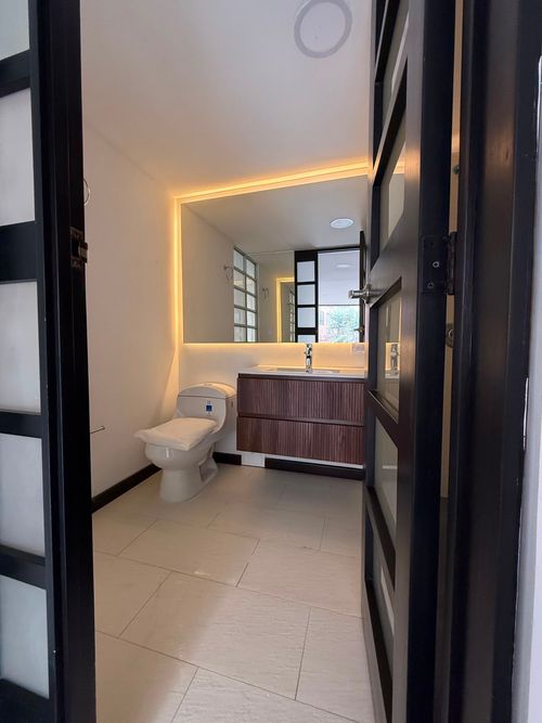 Casa en venta en Santa Barbara Central, Bogotá · foto 16 de 24