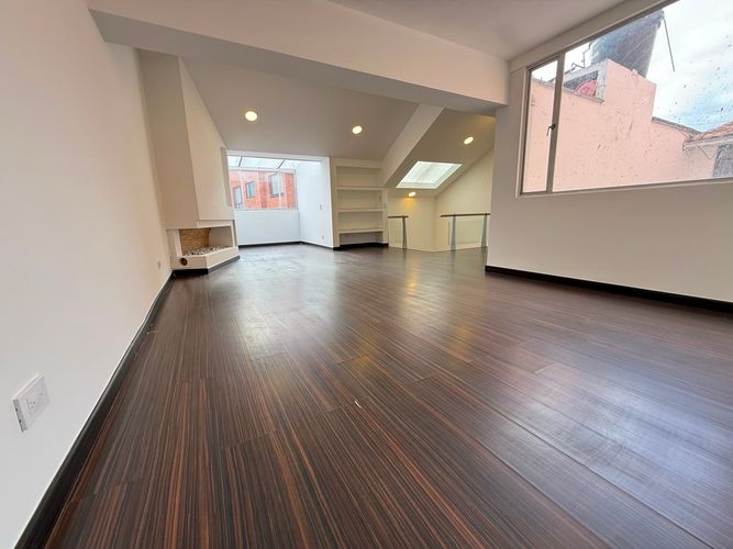 Casa en venta en Santa Barbara Central, Bogotá · foto 19 de 24