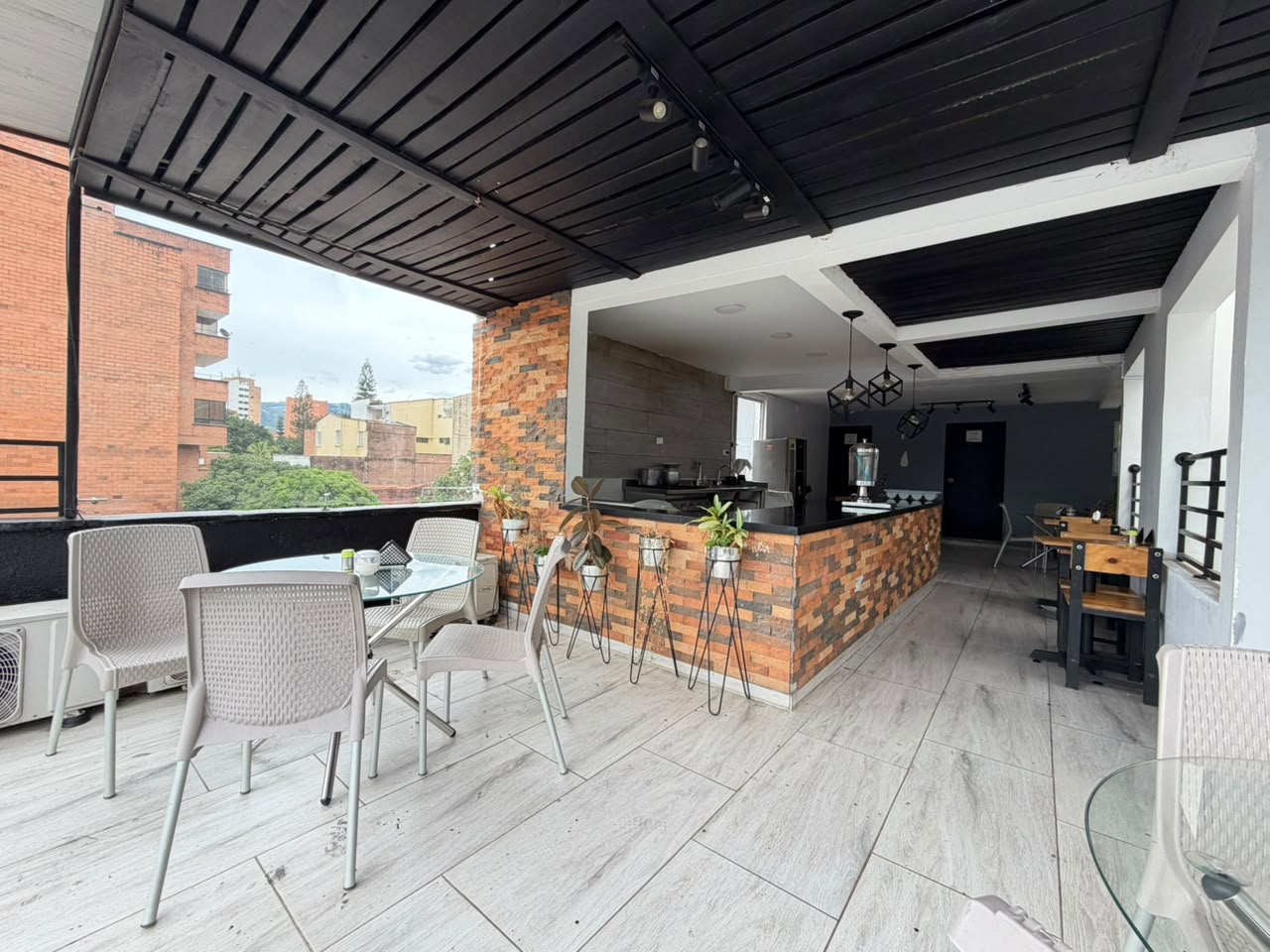 Edificio en venta en Laureles, Medellín 3