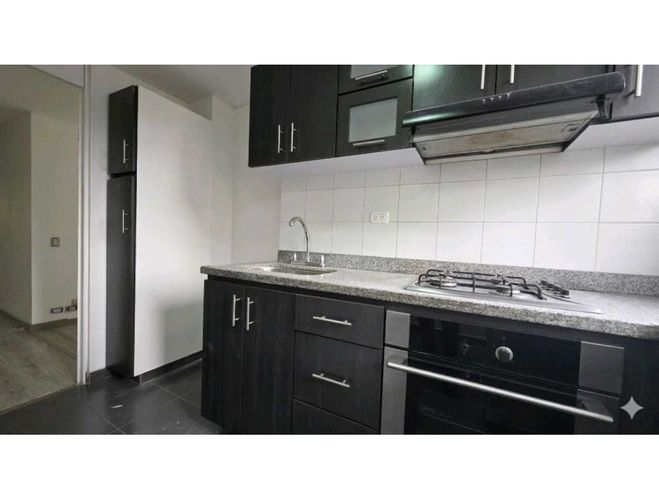 Apartamento de 3 alcobas en venta en Iberia, Bogotá, 65 m² · foto 5 de 14