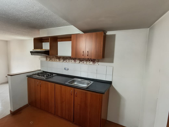 Apartamento de 3 alcobas en venta en Soratama, Bogotá, 56 m² · foto 3 de 16