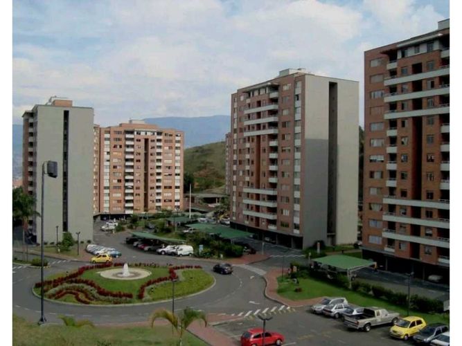 Apartamento de 3 alcobas en venta en Santa Teresita, Medellín, 82 m² · foto 14 de 14