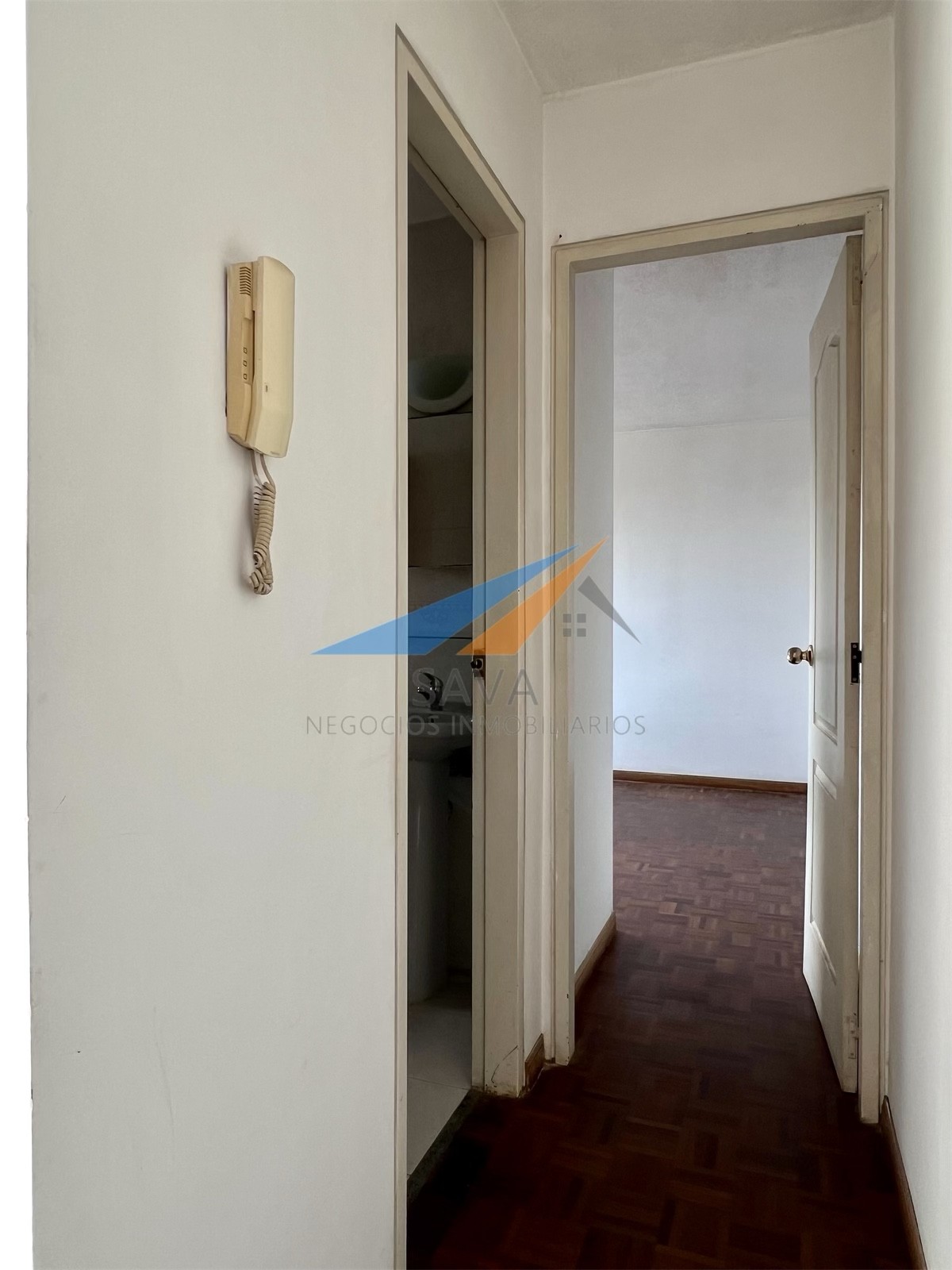 Alquiler Apartamento 1 Dormitorio en Pocitos Nuevo. Piso Alto! Excelente Ubicación! Garage Opcional! · Foto 7