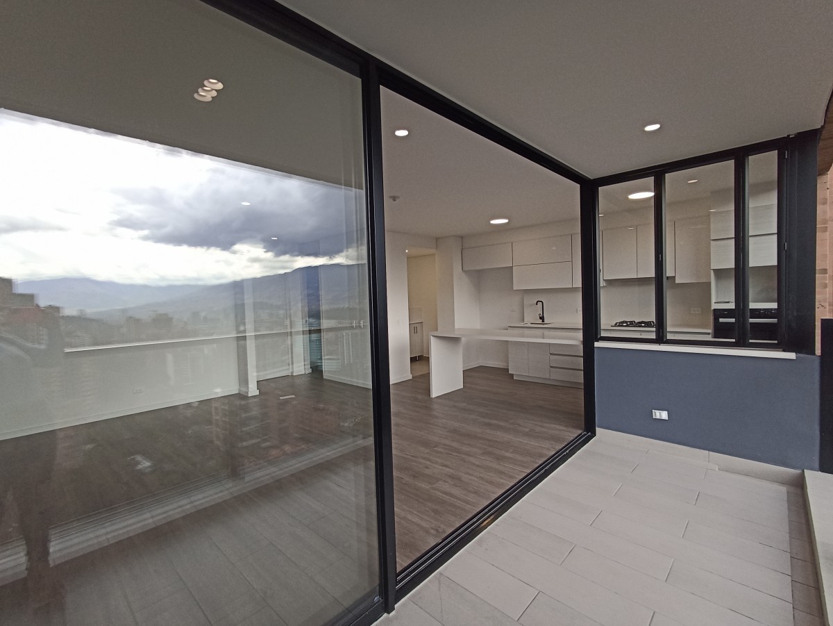 Apartamento en venta en Lalinde, Medellín · foto 15 de 24