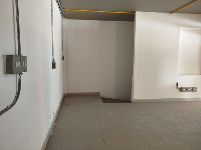Local en arriendo en La Pradera, Envigado, 52 m² · foto 3 de 6