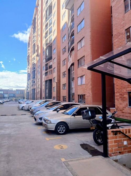 Apartamento en venta en Las Brisas, Bogotá · foto 19 de 24
