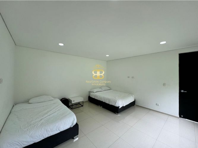 Casa de 3 alcobas en venta en Las Varas, Ricaurte, 350 m² · foto 14 de 24