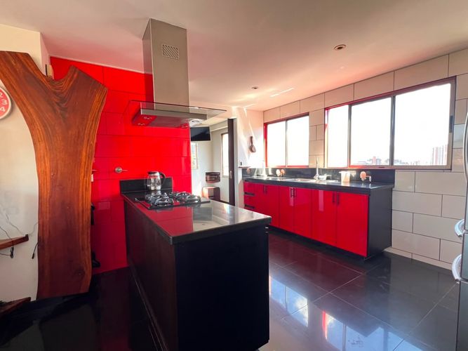 Apartamento de 1 alcoba en arriendo en El Poblado, Medellín, 170 m² · foto 4 de 13