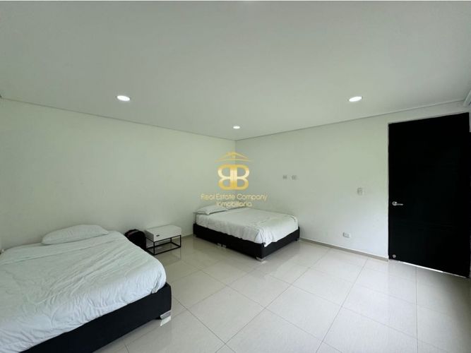 Casa de 3 alcobas en venta en Las Varas, Ricaurte, 350 m² · foto 17 de 24