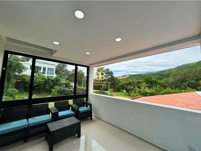 Casa de 3 alcobas en venta en Las Varas, Ricaurte, 350 m² · foto 22 de 24
