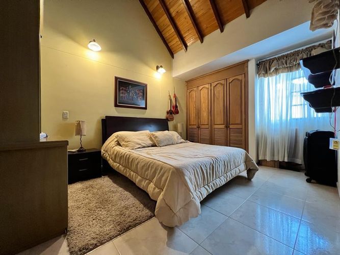 Casa de 4 alcobas en venta en Lagos Del Cacique, Bucaramanga, 340 m² · foto 9 de 13