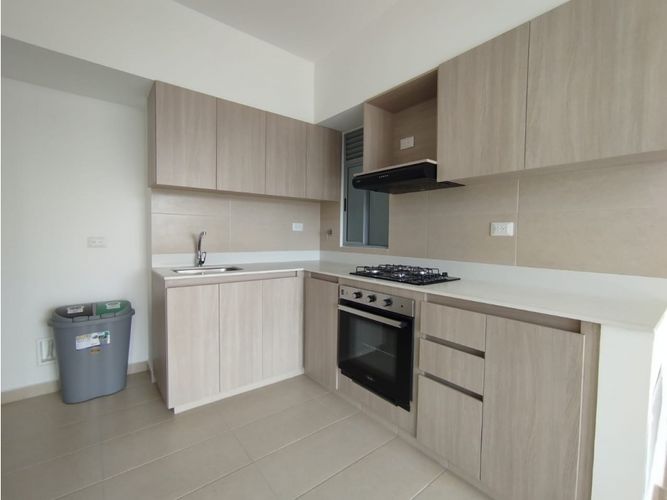 Apartamento de 3 alcobas en venta en El Porvenir, Rionegro, 77 m² · foto 3 de 12