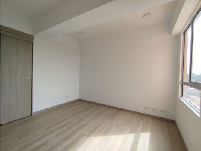 Apartamento de 3 alcobas en venta en El Porvenir, Rionegro, 77 m² · foto 7 de 12