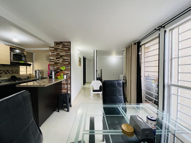 Apartamento de 2 alcobas en venta en Valle Del Lili, Cali, 61 m² · foto 7 de 23