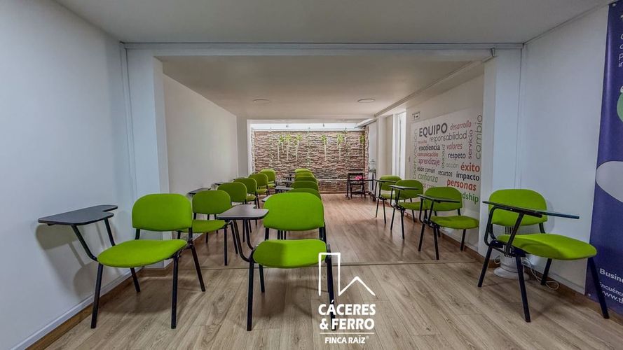 Casa de 5 alcobas en venta en Cedritos, Bogotá, 261 m² · foto 7 de 21