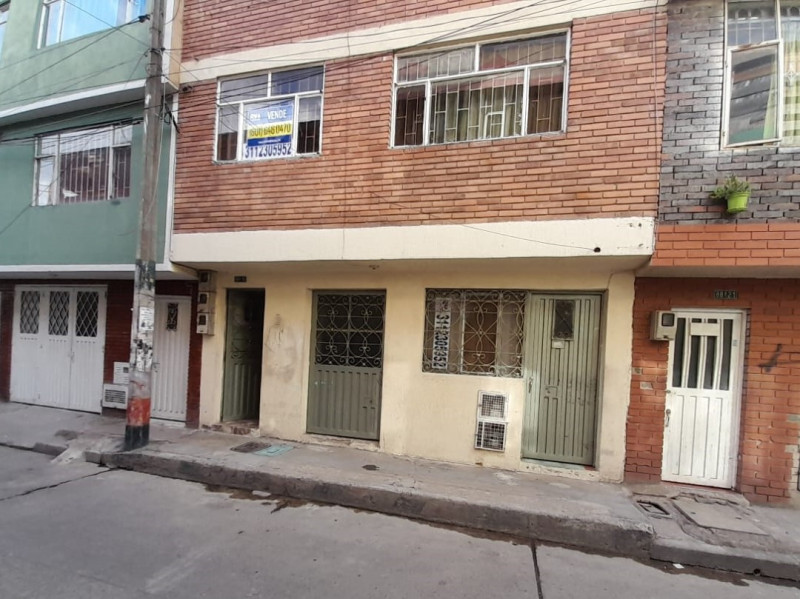 Casa en venta en Patio Bonito, Bogotá · foto 2 de 15