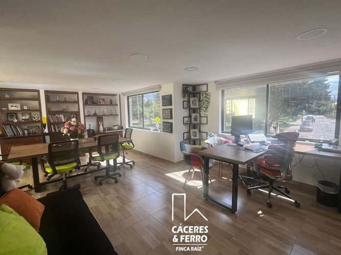 Casa de 5 alcobas en venta en Cedritos, Bogotá, 261 m² · foto 19 de 21