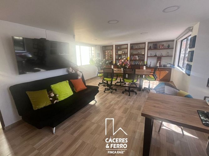 Casa de 5 alcobas en venta en Cedritos, Bogotá, 261 m² · foto 20 de 21