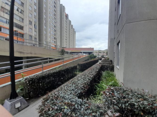 Apartamento en venta en Perdomo Alto, Bogotá · foto 3 de 19