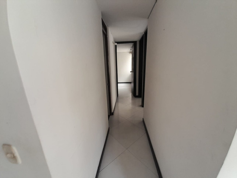 Apartamento en venta en Perdomo Alto, Bogotá · foto 10 de 19