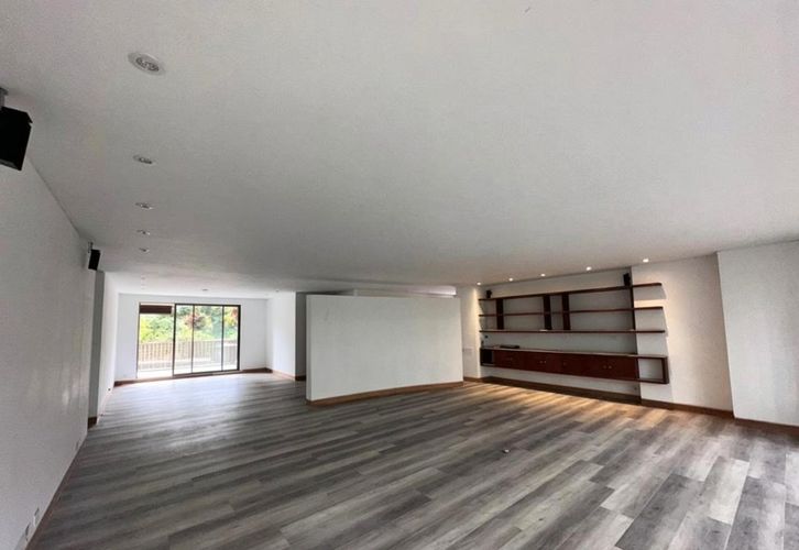 Apartamento en arriendo en Los Balsos, Medellín · foto 8 de 16