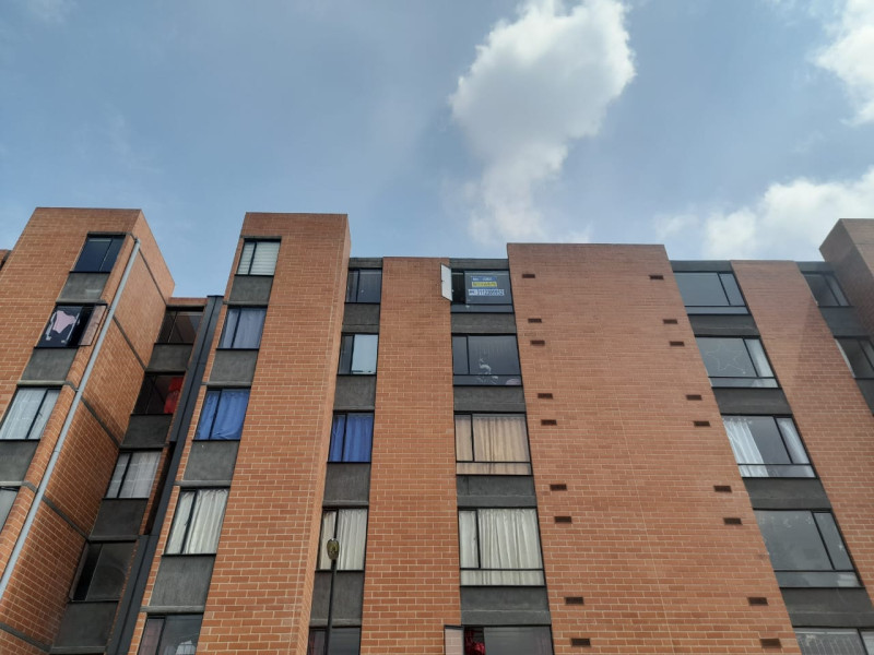 Apartamento en venta en La Esperanza Sur, Bogotá · foto 3 de 18