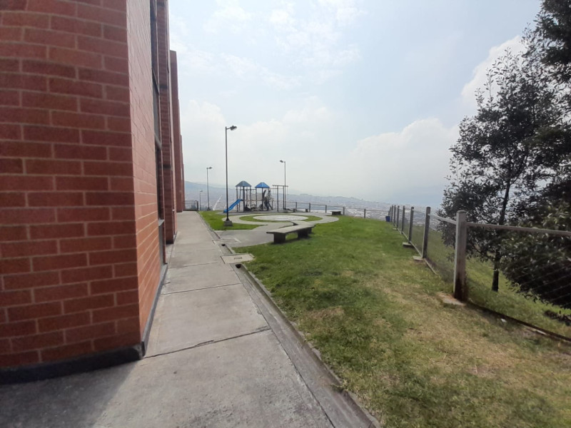 Apartamento en venta en La Esperanza Sur, Bogotá · foto 15 de 18