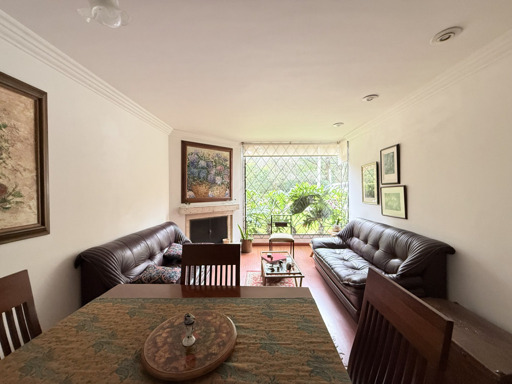 Apartamento en venta en Los Rosales, Bogotá · foto 4 de 19
