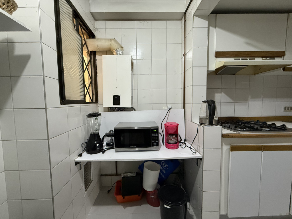 Apartamento en venta en Los Rosales, Bogotá · foto 9 de 19