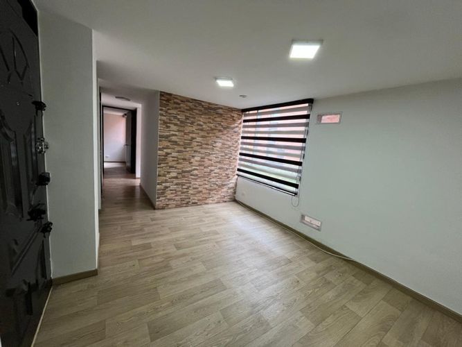 Apartamento de 3 alcobas en venta en La Esperanza Sur, Bogotá, 49 m² · foto 4 de 11