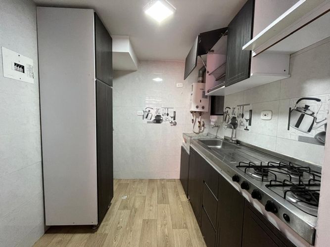 Apartamento de 3 alcobas en venta en La Esperanza Sur, Bogotá, 49 m² · foto 7 de 11