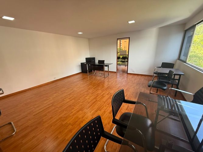 Oficina en arriendo en Transversal Inferior, Medellín, 55 m² · foto 9 de 14