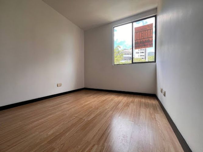 Apartamento de 2 alcobas en arriendo en Loma De Los Gonzalez, Medellín, 80 m² · foto 10 de 16