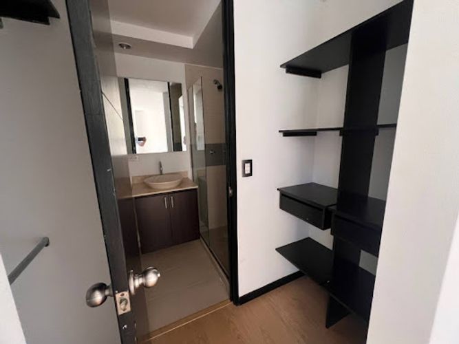 Apartamento de 2 alcobas en arriendo en Loma De Los Gonzalez, Medellín, 80 m² · foto 14 de 16