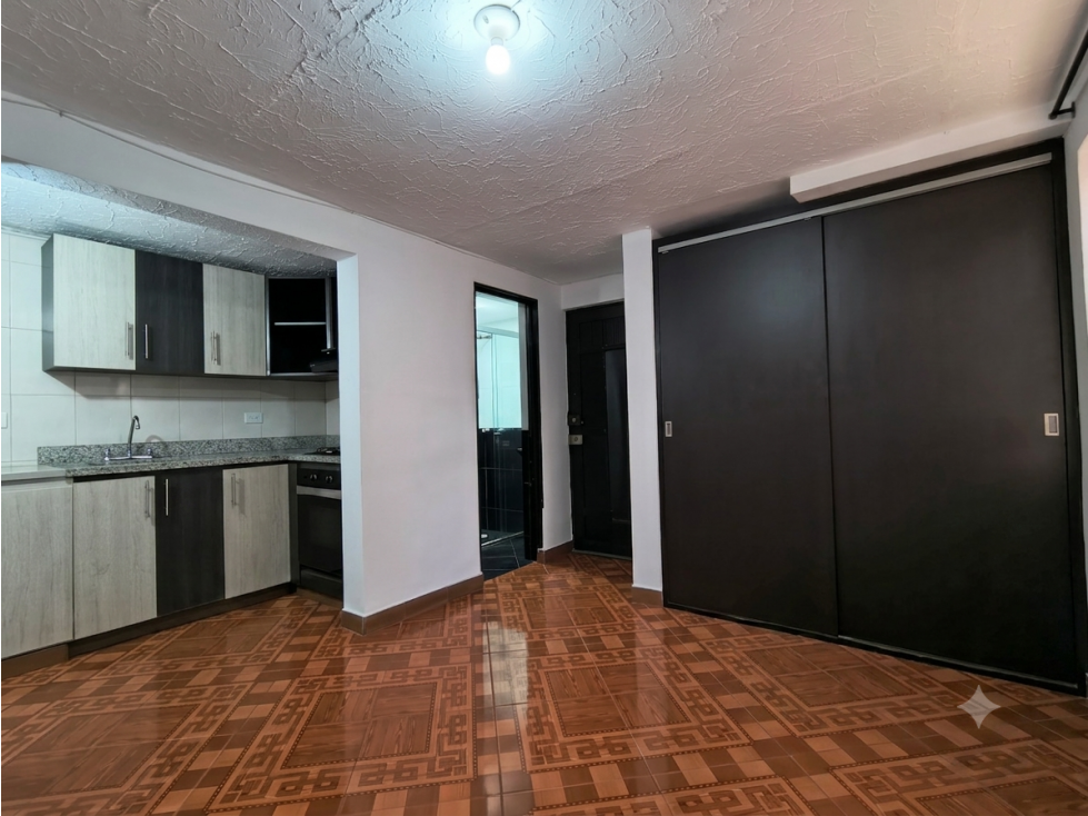 1BR Apartment in Ferrara (40 m²) - 2
