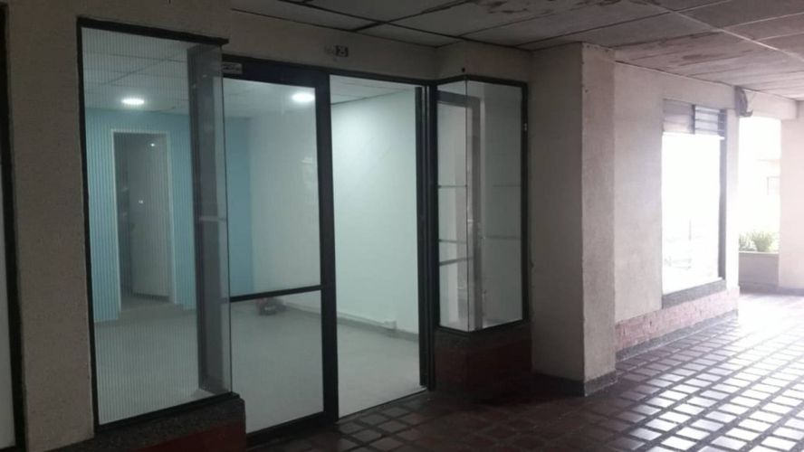 Local en arriendo en Primero De Febrero, Pereira, 42 m² · foto 2 de 10